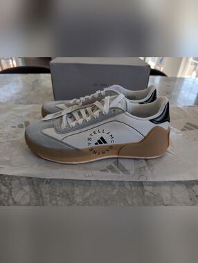 NWT ADIDAS BY STELLA MCCARTNEY COURT BOOST SHOES